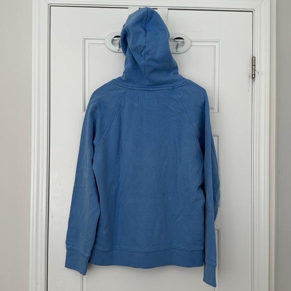 NORTH CAROLINA TAR HEELS Blue Logo Hoodie in Large - Picture 9 of 9